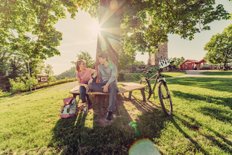 Ralderpause an der Burgruine Löwenstein | Löwenstein im HeilbronnerLand | © Christian Frumolt | Touristikgemeinschaft HeilbronnerLand e.V.
