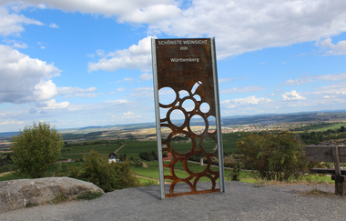 Schönste Weinsicht Württemberg - am Michaelsberg Cleebronn | HeilbronnerLand | © Weingärtner Cleebronn-Güglingen