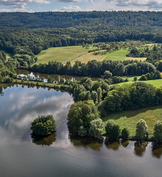 Badesee Ehmetsklinge und Waldgebiet | © Neckar-Zaber-Tourismus e.V.